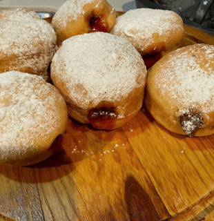 SIMPLE JAM FILLED DONUTS RECIPE