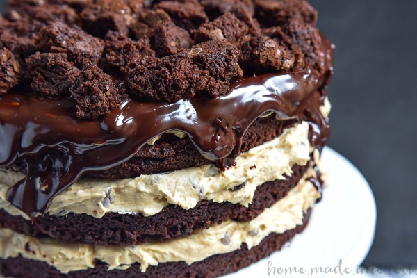 BROWNIE CHOCOLATE CHIP COOKIE DOUGH CAKE