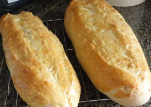 Crusty Italian Bread – Easy, Inexpensive And Extremely Delicious