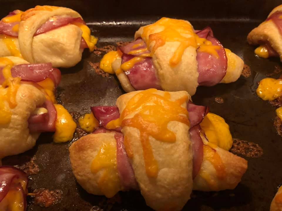 HAM AND CHEESE CRESCENT ROLLS