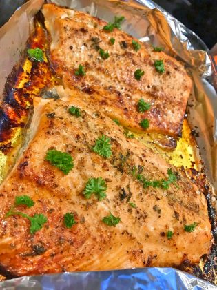 Baked Salmon in Foil with Asparagus - heaven recipes home
